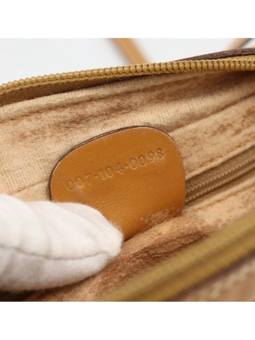 Authentic GUCCI Micro GG Supreme Shoulder Bag PVC Beige Gold 007 104 0098 - Picture 8 of 16